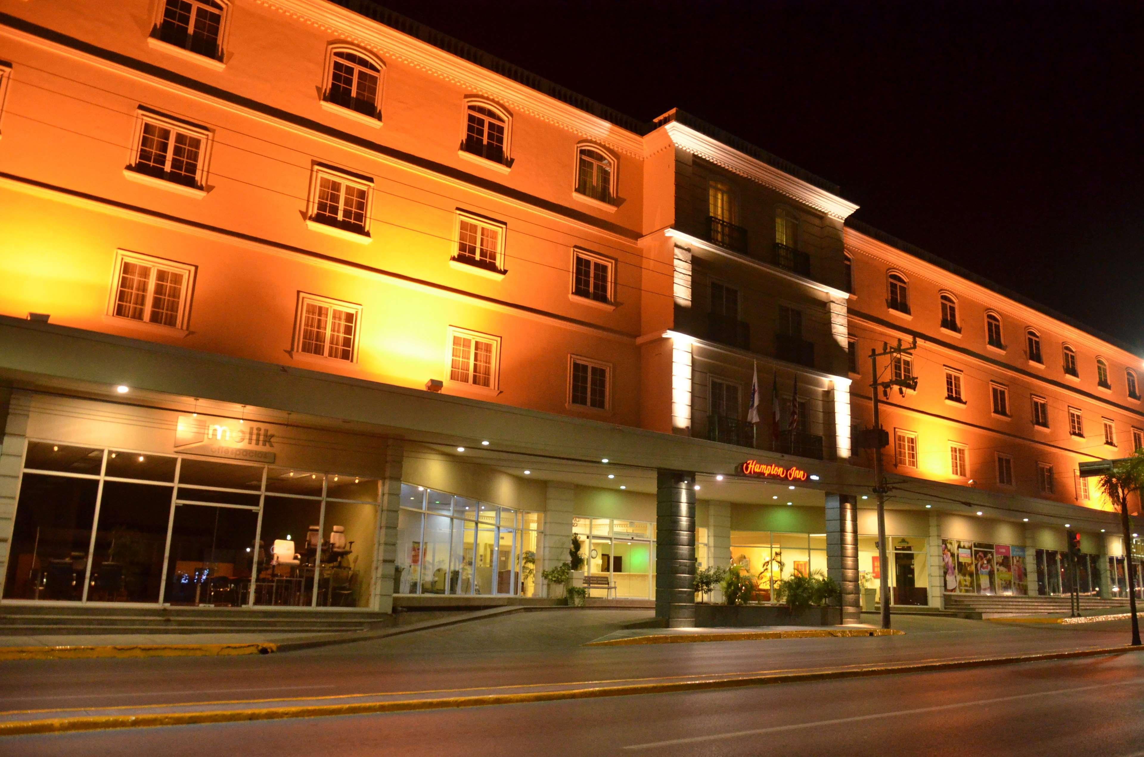 Hampton Inn Tampico Zona Dorada Exterior photo