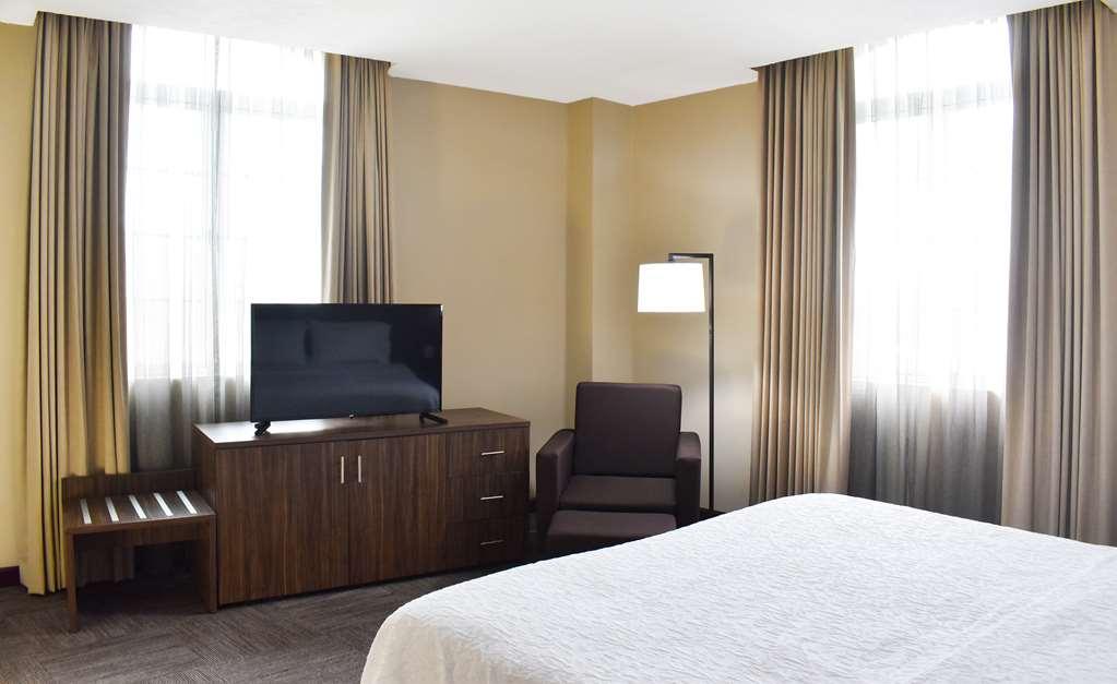 Hampton Inn Tampico Zona Dorada Room photo