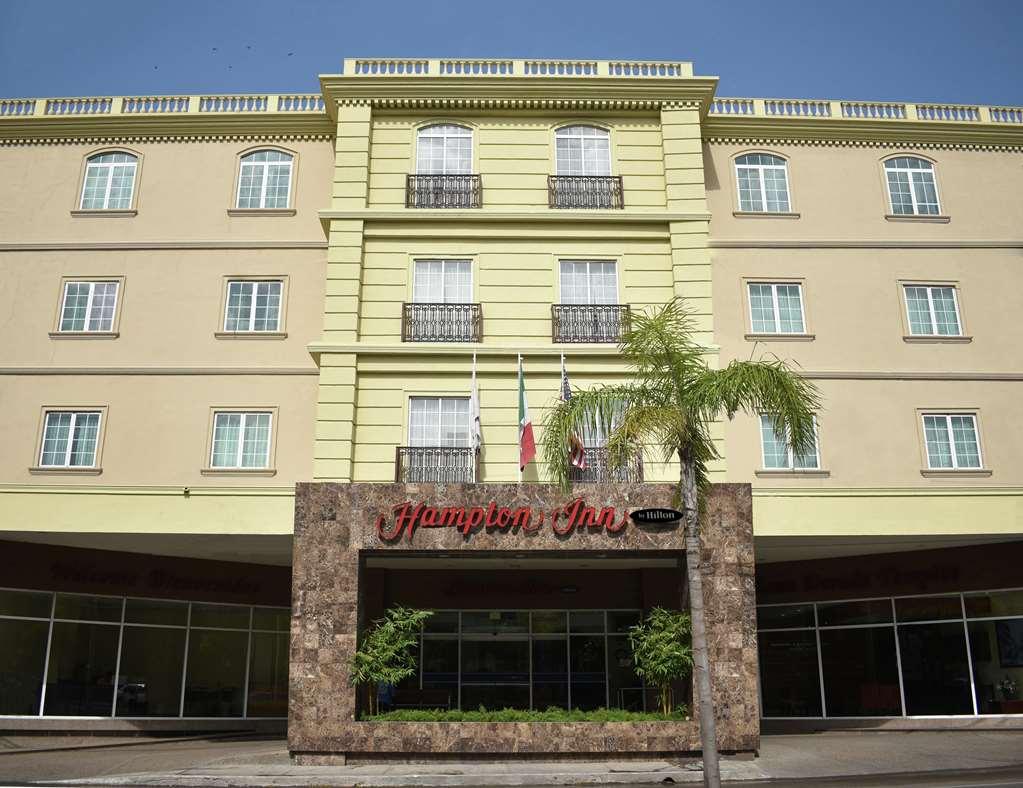 Hampton Inn Tampico Zona Dorada Exterior photo